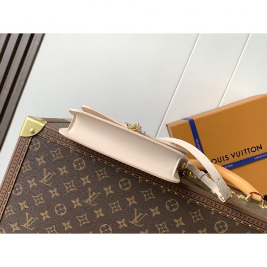 2025FW LOUIS VUITTON Louis Vuitton Women's Bag Shoulder Bag Recommended items perfect for this season