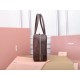 MIU MIU Miu Miu 2025FW New Elegant Tote Bag Luxury Stylish Popular MIU MIU Miu Miu 2025FW New Elegant Tote Bag Luxury Stylish Popular