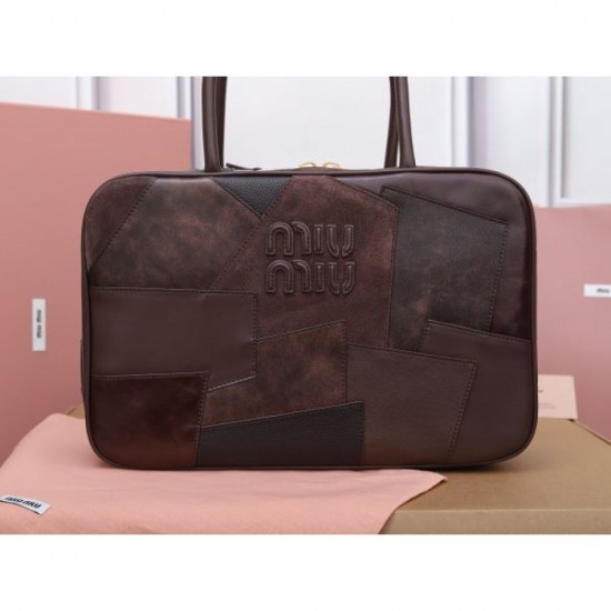 MIU MIU Miu Miu 2025FW New Elegant Tote Bag Luxury Stylish Popular MIU MIU Miu Miu 2025FW New Elegant Tote Bag Luxury Stylish Popular