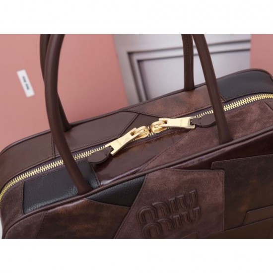 MIU MIU Miu Miu 2025FW New Elegant Tote Bag Luxury Stylish Popular MIU MIU Miu Miu 2025FW New Elegant Tote Bag Luxury Stylish Popular