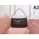MIU MIU Miu Miu 2025FW New Popular Tote Bag Women's Luxury Large Capacity MIU MIU Miu Miu 2025FW New Popular Tote Bag Women's Luxury Large Capacity