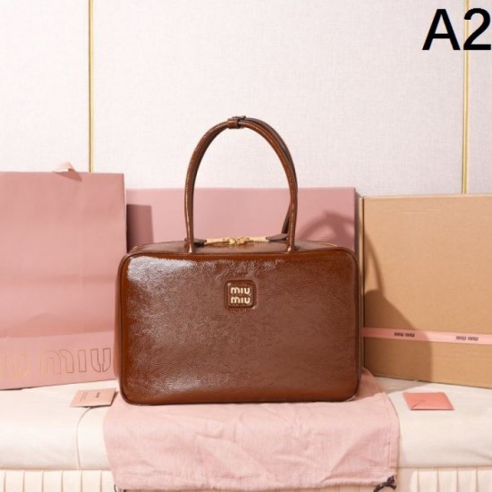2025FW MIU MIU Women's Tote Bag Limited Release Winter Latest