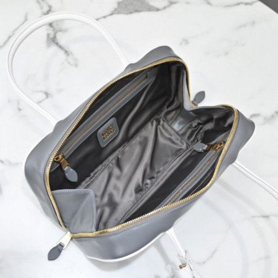 2025FW MIU MIU Women's tote bag Latest sale that is very popular this winter