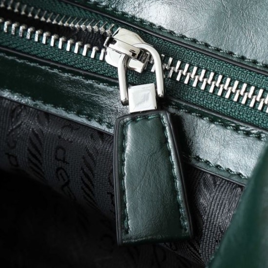 PRADA 2025FW New Elegant Tote Bag - Luxury Popular Item PRADA 2025FW New Elegant Tote Bag - Luxury Popular Item