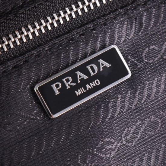 PRADA 2025FW New Large Capacity Tote Bag Stylish Women's High Quality Model PRADA 2025FW New Large Capacity Tote Bag Stylish Women's High Quality Model