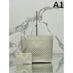 2025FW PRADA Prada tote bag A must-have popular item this fall