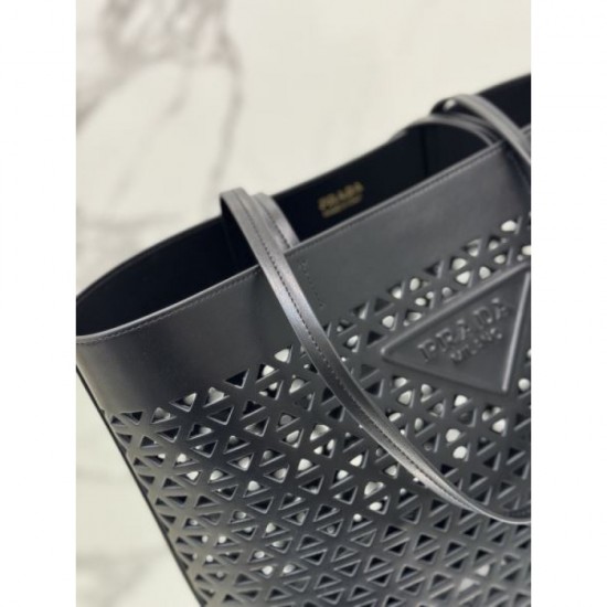 2025FW PRADA Prada tote bag A must-have popular item this fall 2025FW PRADA Prada tote bag A must-have popular item this fall
