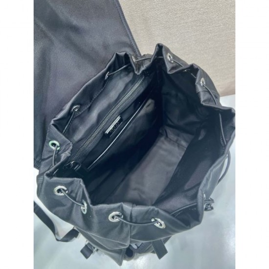 2025FW PRADA Backpack Sophisticated replica design that will catch the eye this fall 2025FW PRADA Backpack Sophisticated replica design that will catch the eye this fall