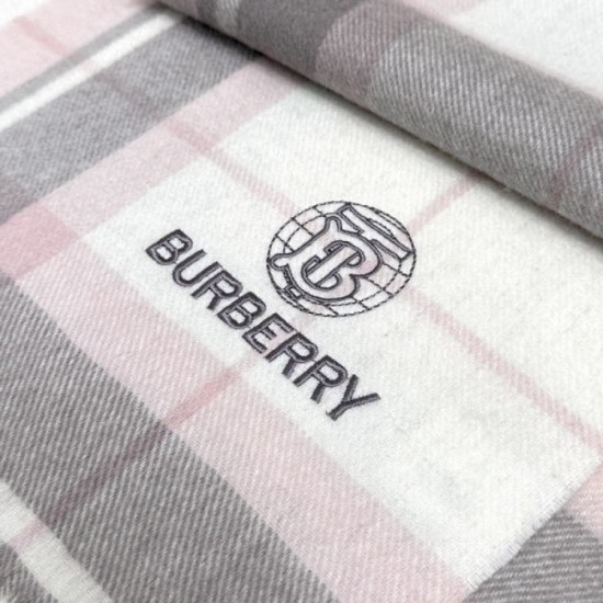 2025FW Scarf BURBERRY A must-have item to elevate your autumn/winter outfit