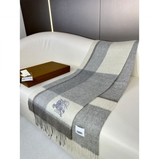 2025FW Scarf BURBERRY Burberry A new standard item that is rapidly gaining attention