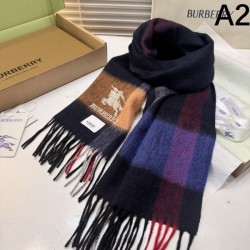 2025FW Scarf BURBERRY Elegant scarf that brightens up your winter mood