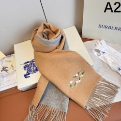 2025FW Scarf BURBERRY Burberry Bright and seasonal design