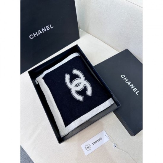 2025FW Scarf CHANEL CHANEL A refreshing new scarf that looks great with your fall/winter outfits