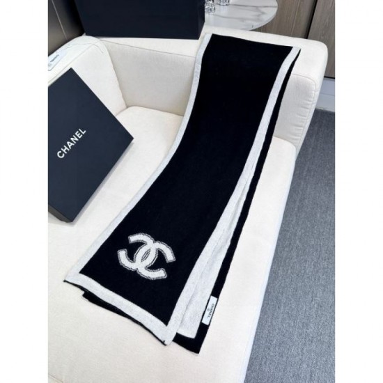 2025FW Scarf CHANEL CHANEL A refreshing new scarf that looks great with your fall/winter outfits