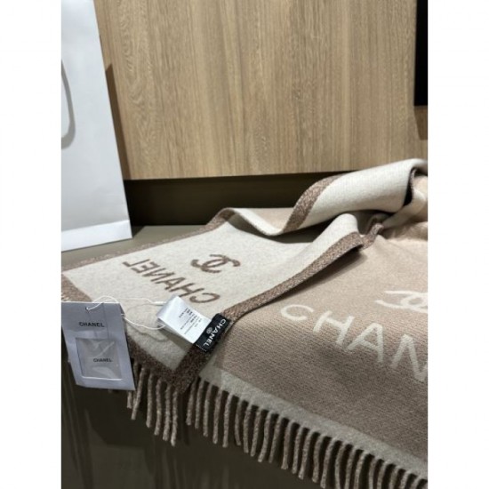 2025FW Scarf CHANEL A piece that completes the elegant style of adults