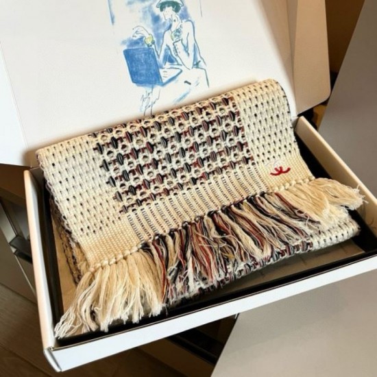 2025FW Scarf CHANEL CHANEL Trend scarf attracting attention from overseas celebrities