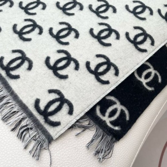 2025FW Scarf CHANEL CHANEL The latest fashionable scarf that is gaining popularity