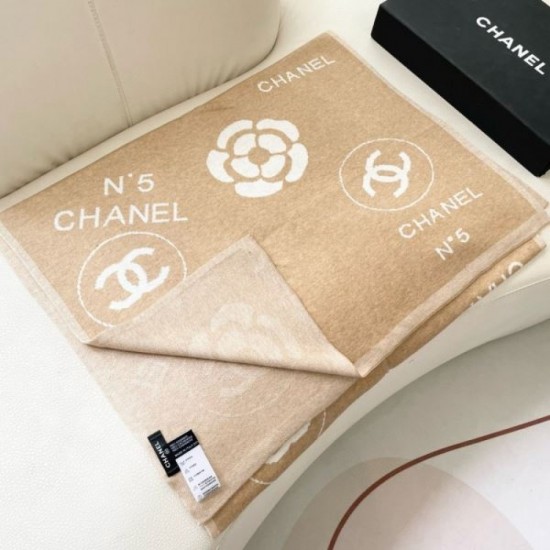 2025FW Scarf CHANEL CHANEL Increased femininity with elegant winter colors