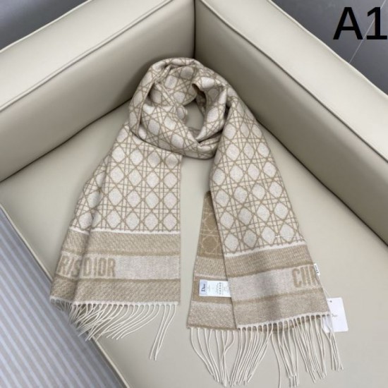 2025FW Scarf DIOR A piece that will give anyone a sophisticated impression