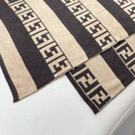 2025FW Scarf FENDI Very popular in fall and winter! Featured items available for immediate shipping