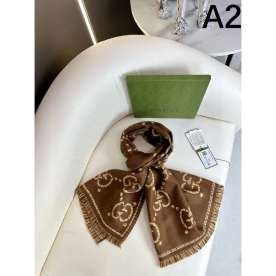 2025FW Scarf GUCCI Gucci A piece that creates the impression of a fashionable expert