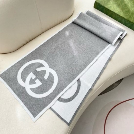 2025FW Scarf GUCCI Gucci A masterpiece that gives an elegant and beautiful impression