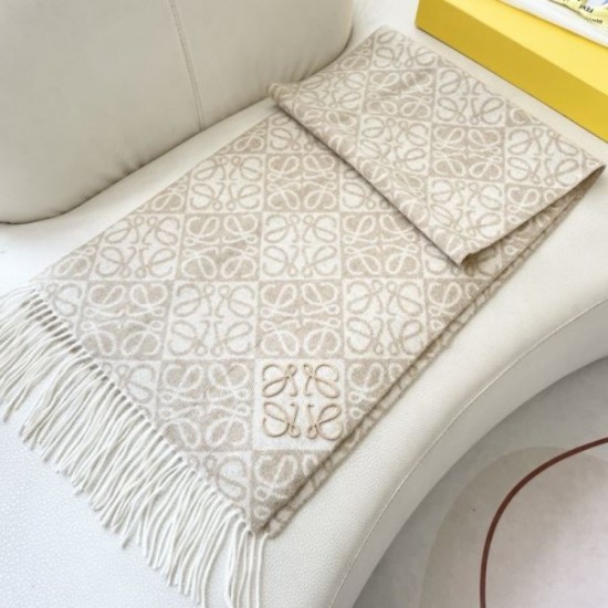 2025FW Scarf LOEWE LOEWE Unreleased new item with an attractive sophisticated design