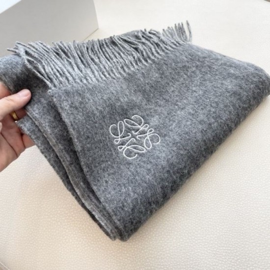2025FW Scarf LOEWE New winter scarf loved through the ages