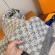 2025FW Scarf LOUIS VUITTON Limited item that is very popular overseas
