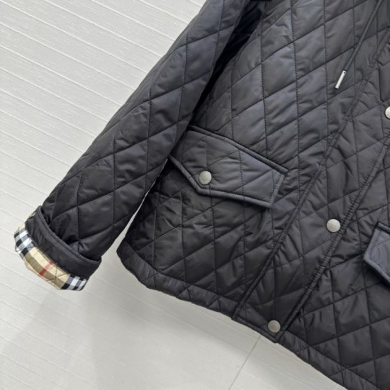 BURBERRY Burberry Cotton Filler 2025 Fall/Winter New Item A very popular brand item BURBERRY Burberry Cotton Filler 2025 Fall/Winter New Item A very popular brand item