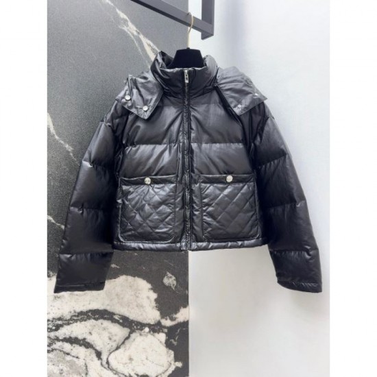 CHANEL Down Jacket 2025 Autumn/Winter New Featured Brand that Celebrities are also crazy about CHANEL Down Jacket 2025 Autumn/Winter New Featured Brand that Celebrities are also crazy about