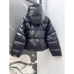 CHANEL Down Jacket 2025 Autumn/Winter New Featured Brand that Celebrities are also crazy about