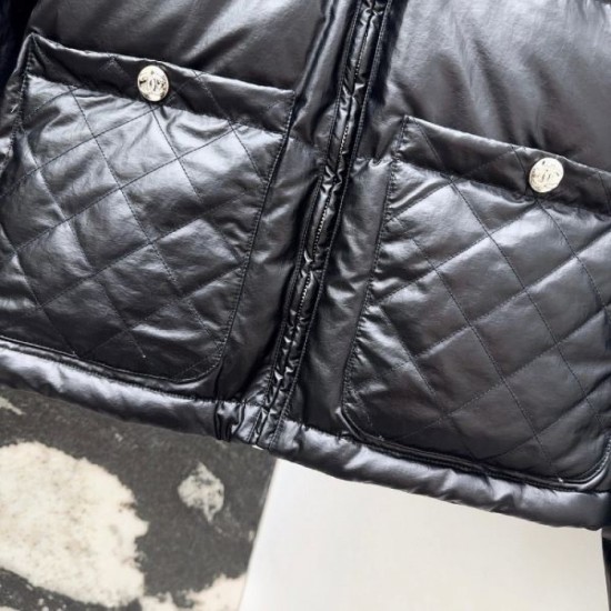 CHANEL Down Jacket 2025 Autumn/Winter New Featured Brand that Celebrities are also crazy about CHANEL Down Jacket 2025 Autumn/Winter New Featured Brand that Celebrities are also crazy about