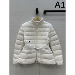 DIOR Down Jacket 2025 New Autumn/Winter A popular item that will elevate your classic fall style.