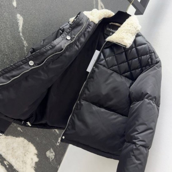 GUCCI Gucci Down Jacket 2025 Fall/Winter New Item Popular trend item last year GUCCI Gucci Down Jacket 2025 Fall/Winter New Item Popular trend item last year