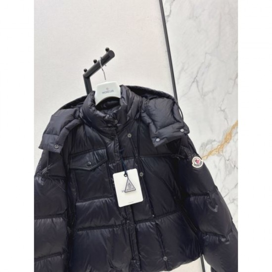 MONCLER Down jacket 2025 fall/winter new item The latest wear with a street feel MONCLER Down jacket 2025 fall/winter new item The latest wear with a street feel