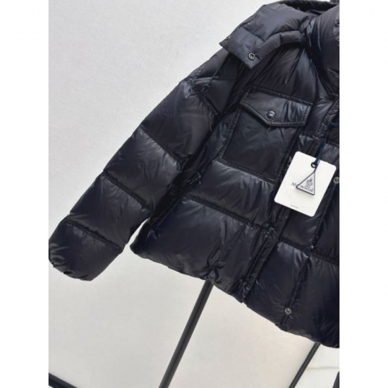 MONCLER Down jacket 2025 fall/winter new item The latest wear with a street feel MONCLER Down jacket 2025 fall/winter new item The latest wear with a street feel