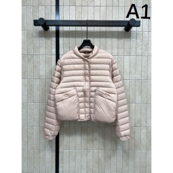 MONCLER Down Jacket 2025 Autumn/Winter New Featured New Item with a Seasonal Feel MONCLER Down Jacket 2025 Autumn/Winter New Featured New Item with a Seasonal Feel