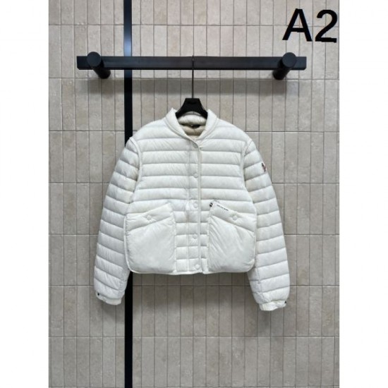 MONCLER Down Jacket 2025 Autumn/Winter New Featured New Item with a Seasonal Feel MONCLER Down Jacket 2025 Autumn/Winter New Featured New Item with a Seasonal Feel