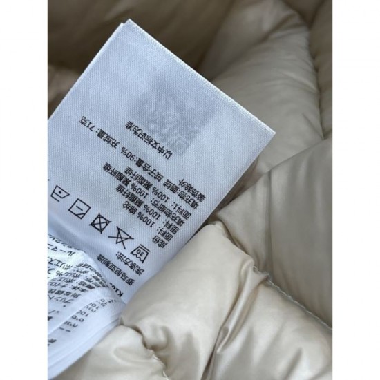 MONCLER Down Jacket 2025 Autumn/Winter New Featured New Item with a Seasonal Feel MONCLER Down Jacket 2025 Autumn/Winter New Featured New Item with a Seasonal Feel