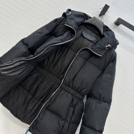 PRADA Down Jacket 2025 New Autumn/Winter Popular model perfect for autumn outings PRADA Down Jacket 2025 New Autumn/Winter Popular model perfect for autumn outings