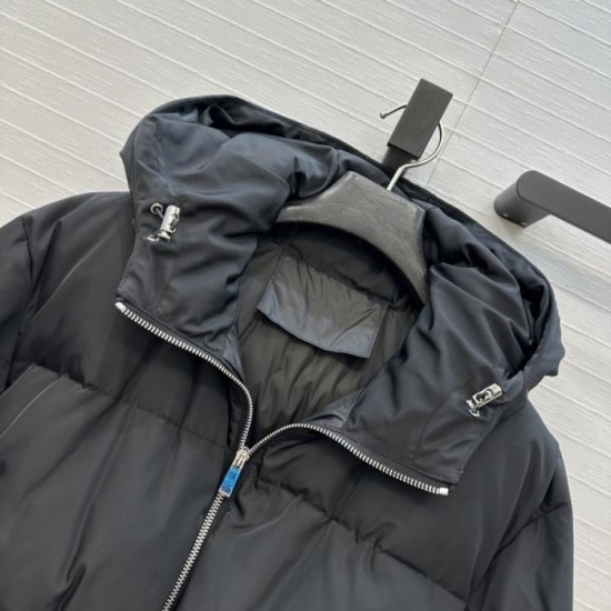 PRADA Down Jacket 2025 New Autumn/Winter Popular model perfect for autumn outings PRADA Down Jacket 2025 New Autumn/Winter Popular model perfect for autumn outings