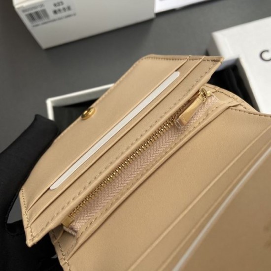 2025SS Popular items for magazines and towns CELINE Bifold Wallet 2025SS Popular items for magazines and towns CELINE Bifold Wallet