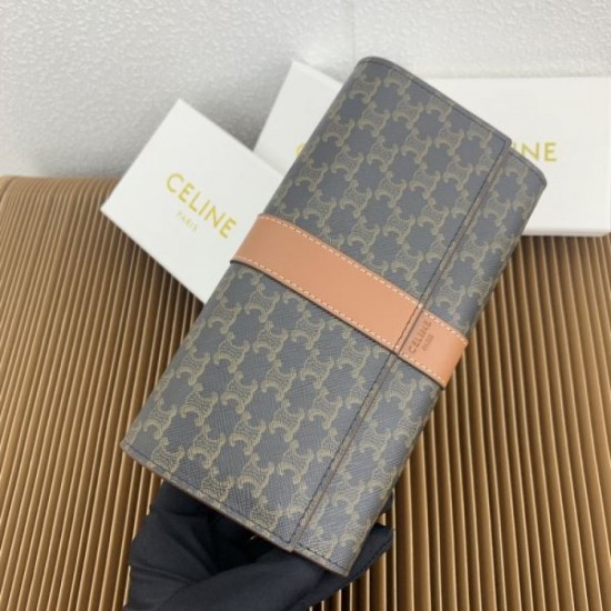 2025FW Long Wallet CELINE The perfect item for the fall/winter season