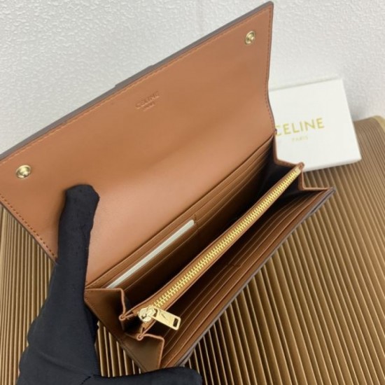 2025FW Long Wallet CELINE The perfect item for the fall/winter season