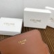 2025FW Bifold Wallet CELINE CELINE Eye-catching winter new item
