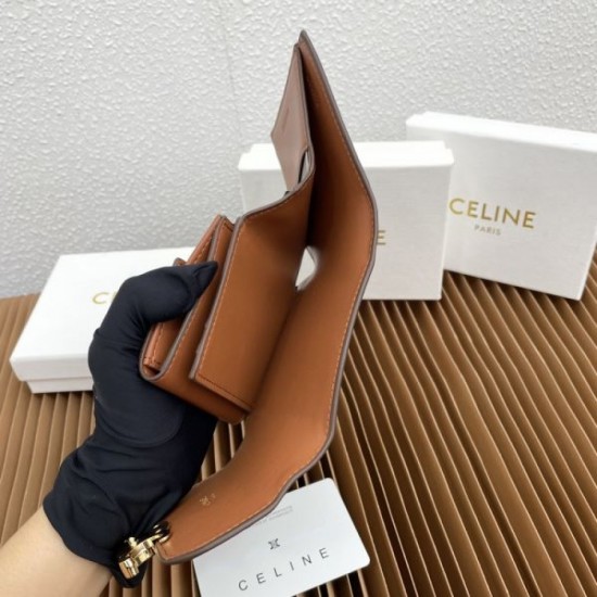 2025FW Trifold Wallet CELINE New item attracting attention in the fall/winter season