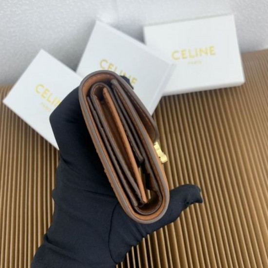 2025FW Trifold Wallet CELINE Celine A popular brand that has not yet arrived in Japan