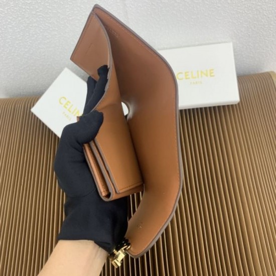 2025FW Trifold Wallet CELINE Celine A popular brand that has not yet arrived in Japan