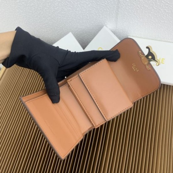 2025FW Trifold Wallet CELINE Celine A popular brand that has not yet arrived in Japan